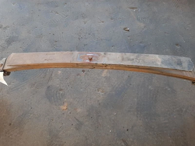 94 95 96 97 98 99 00 01 DODGE RAM 1500 PICKUP Rear Leaf Spring 2WD 5.2L 52106296 - Image 2 of 4