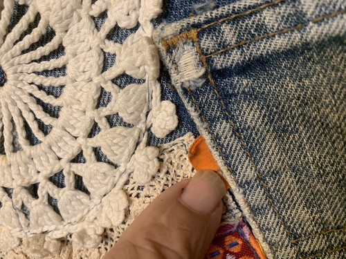 LEVI 505 Shorts Jan Carlin Original Embroidered Jeans, Irish Lace Crochet W-30 - Picture 13 of 18