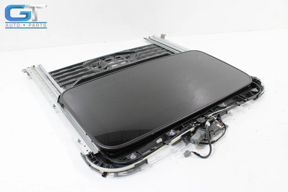 GMC YUKON XL 2015-2020 techo corredizo ventana vidrio y motores y parasol OEM Foto 4 de 4