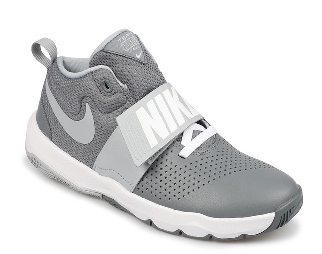 scarpe nike team hustle