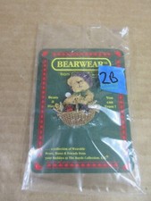 Boyds Bears Autumn BearyBlossom 26085 Bearwear Bear Wearable Pin Box 2B 