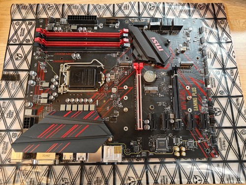 MSI MPG Z390 GAMING PLUS Mainboard - Intel Core 8th / 9th gen LGA1151 Full ATX
