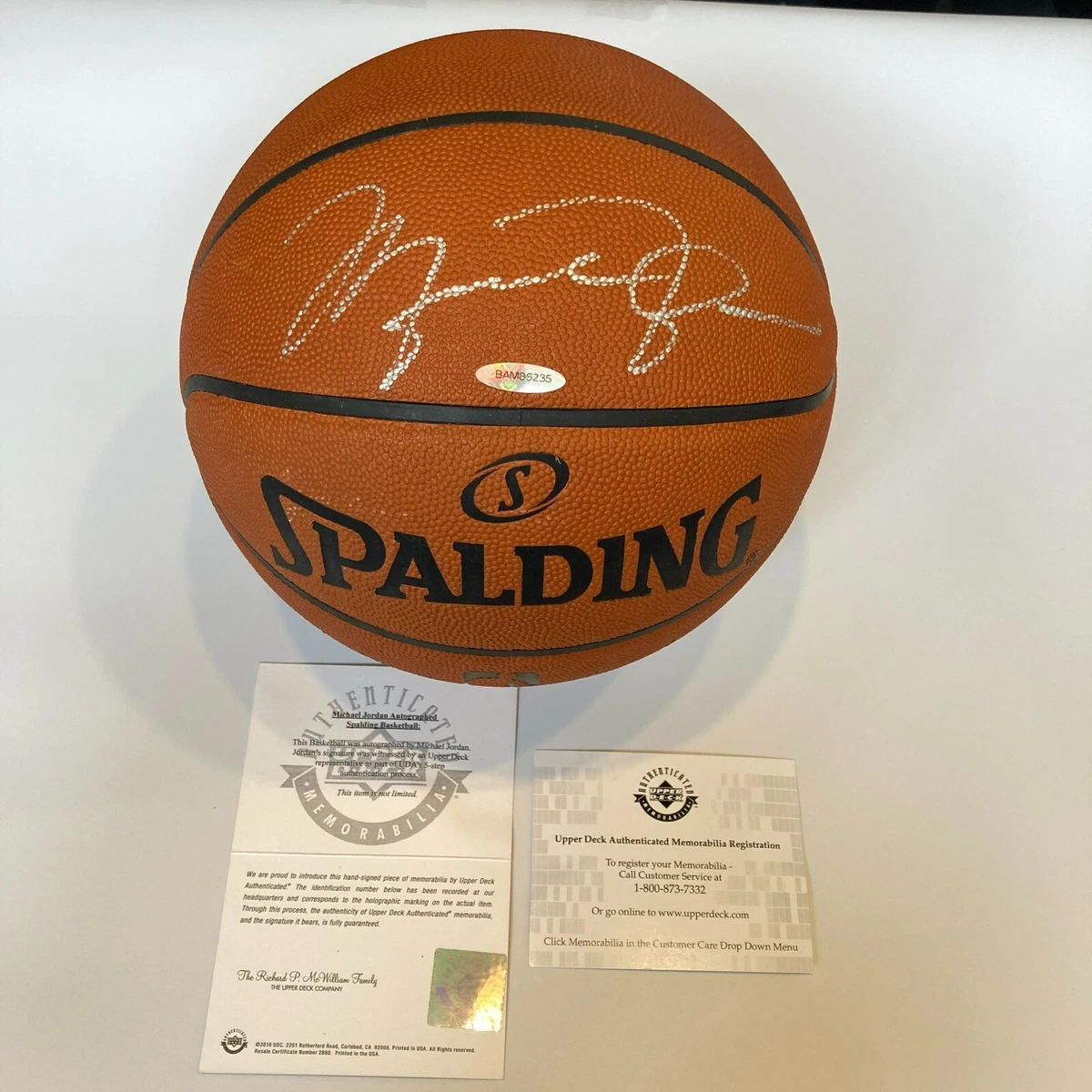 Michael jordan hotsell signed basketball