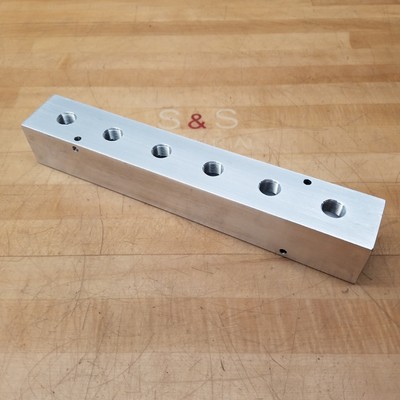 6 Port Manifold Block, (6) 1/2'' NPT, (2) 1'' NPT, 14-1/4'' OAL - NEW