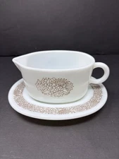 Vintage PYREX 77-B Corning Ware Gravy Boat Butterfly Gold Milk Glass 12 CHIPPED