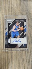 2018-19 Panini Prizm Luka Doncic RC Auto Sensational Signatures Mavs Lakers