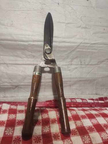 Vintage QUIK KUT POWER -LEVER Shears Brades  USA 
