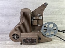 Universal Model PC-500 8mm Film Variable Speed Movie Projector Untested