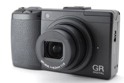 ''Near MINT'' Ricoh GR Digital III 3 10.0MP Compact Digital Camera SC 1005 Charger