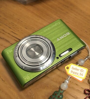 SONY DSC-W730 Cyber-shot Digital Camera 16.1 MP 8x Zoom With SD