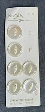 #501 Vintage 6 White BUTTONS Plastic by Le Chic 2-Hole Flat 3/4"