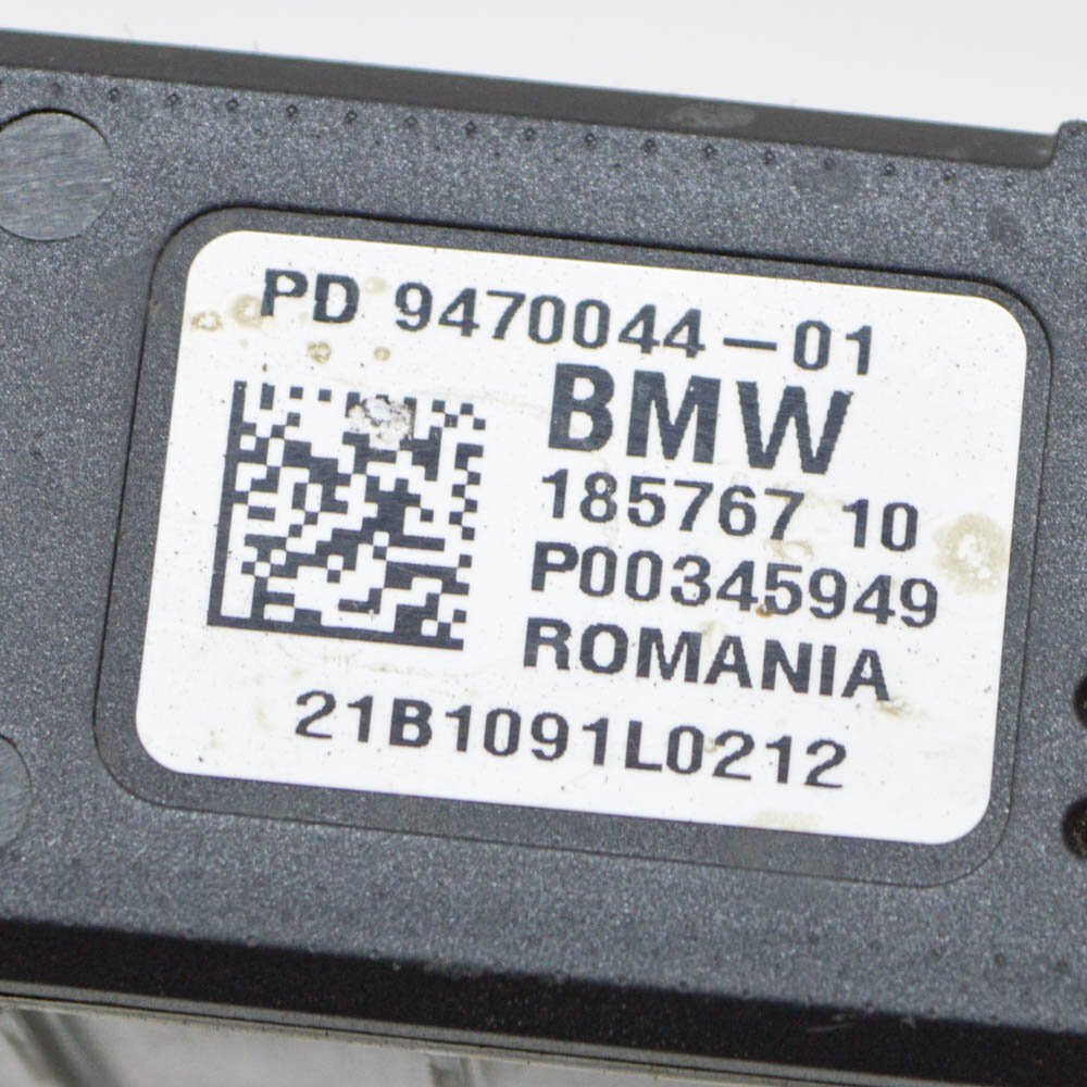 BMW 3 G20 330e xDrive Power Distribution Box Unit 9470044
