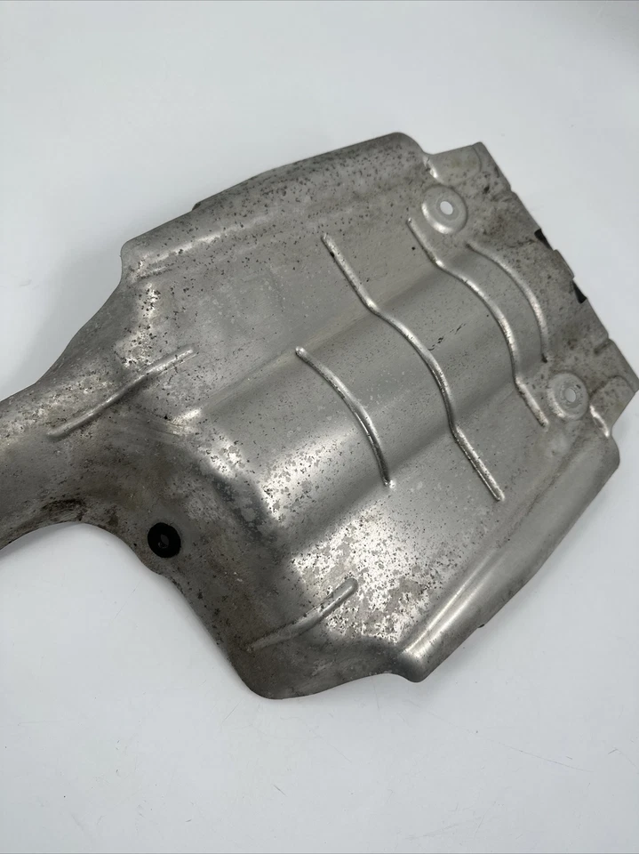 SUZUKI GSR 600 2006 - 2011 Exhaust Heat Shield #F17 - Image 4 of 4