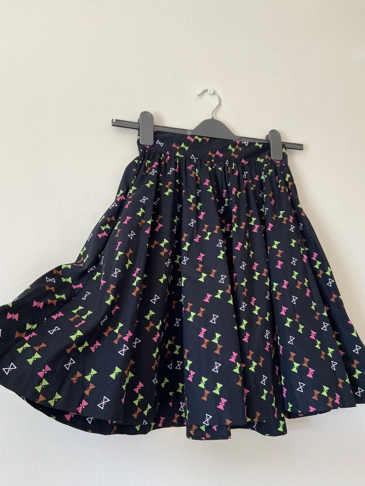 Falda completa Trashy Diva Candice Gwinn Reino Unido talla 8 EE. UU. 4 bolsillos negros hasta la rodilla Foto 4 de 4