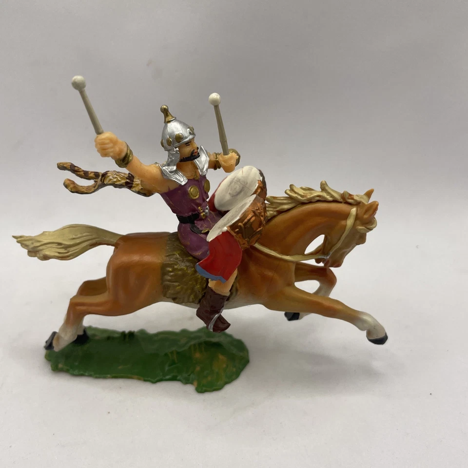 Elastolin Figur Hunne mit Trommel Trommler zu Pferd - handbemalt – 7 cm Reiter - Bild 3 von 4