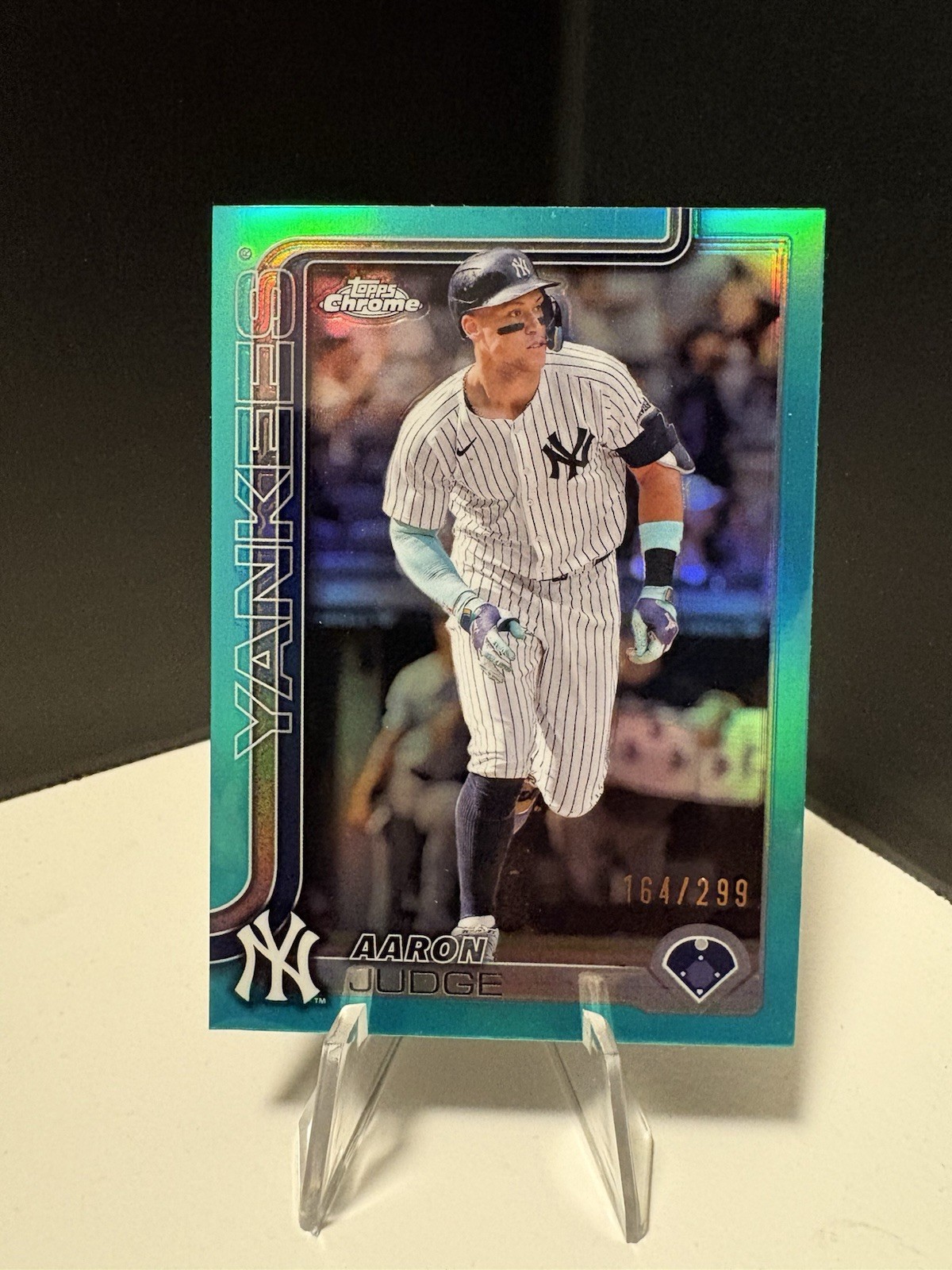 2025 Topps Chrome - Aaron Judge #99 Teal Refractor 164/299