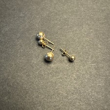 Two Pairs 14k Ball Stud Earrings 5mm And 3mm One Pair Of Backs