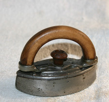 Antique mini cast iron sad iron with a detachable wooden handle Salesman Sample