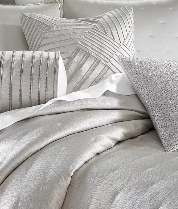 Hotel Collection "Glint" F/Q 3 Piece Coverlet Set, Silver, NWT! 😍 - Image 3 of 4