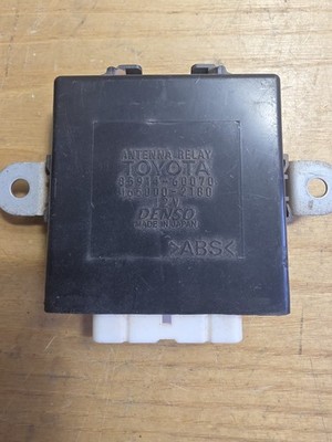 1998-2002 FZJ105 Toyota LandCruiser 100 Series Antenna Relay 85914-60070