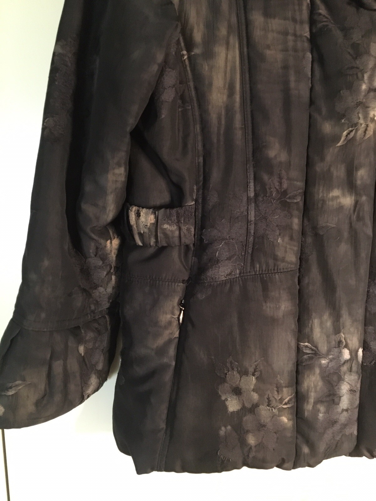 Neyelle Large Poly Filled Boho Jacket Floral Etch… - image 2