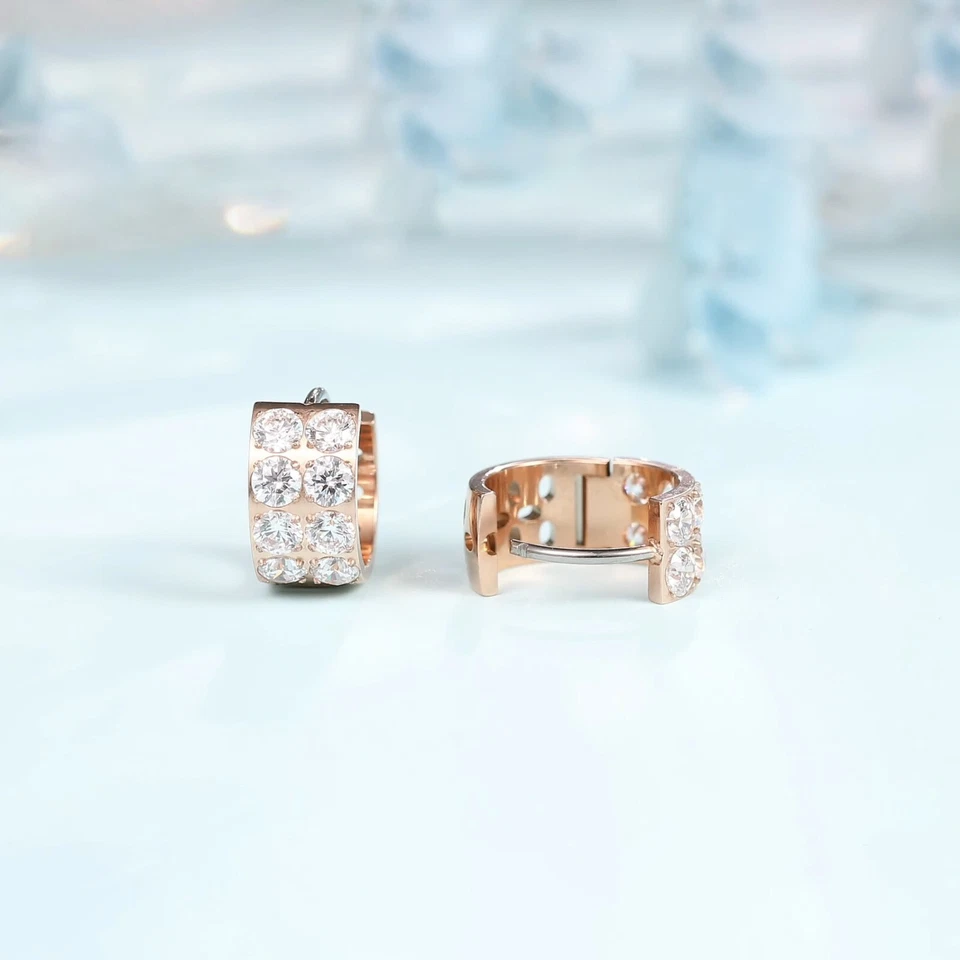 Pendientes de aro anchos gruesos hipoalergénicos de titanio puro pavé grado 5A circonita cúbica brillantes Foto 4 de 4