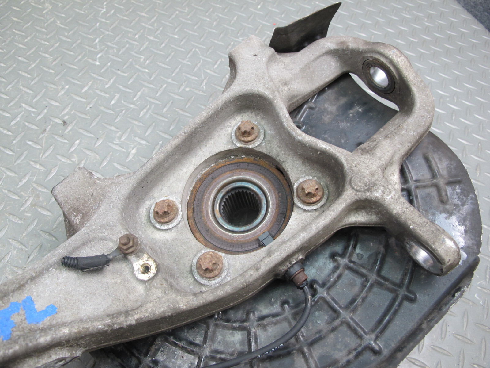🥇14-17 MASERATI GHIBLI SQ4 FRONT LEFT WHEEL HUB SPINDLE KNUCKLE 40K MILES OEM
