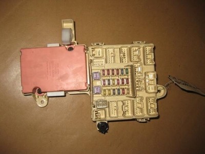 01-05 Lexus is300 OEM left in-dash fuse box with fuses ... 01 lexus is300 fuse box location 