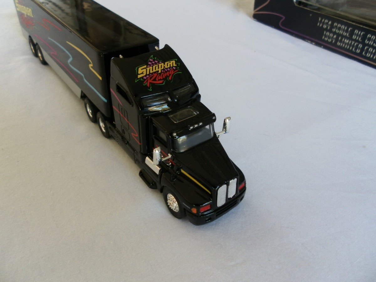 Snap-On Racing Kenworth Cab & Drop Side Trailer 1:64 1994