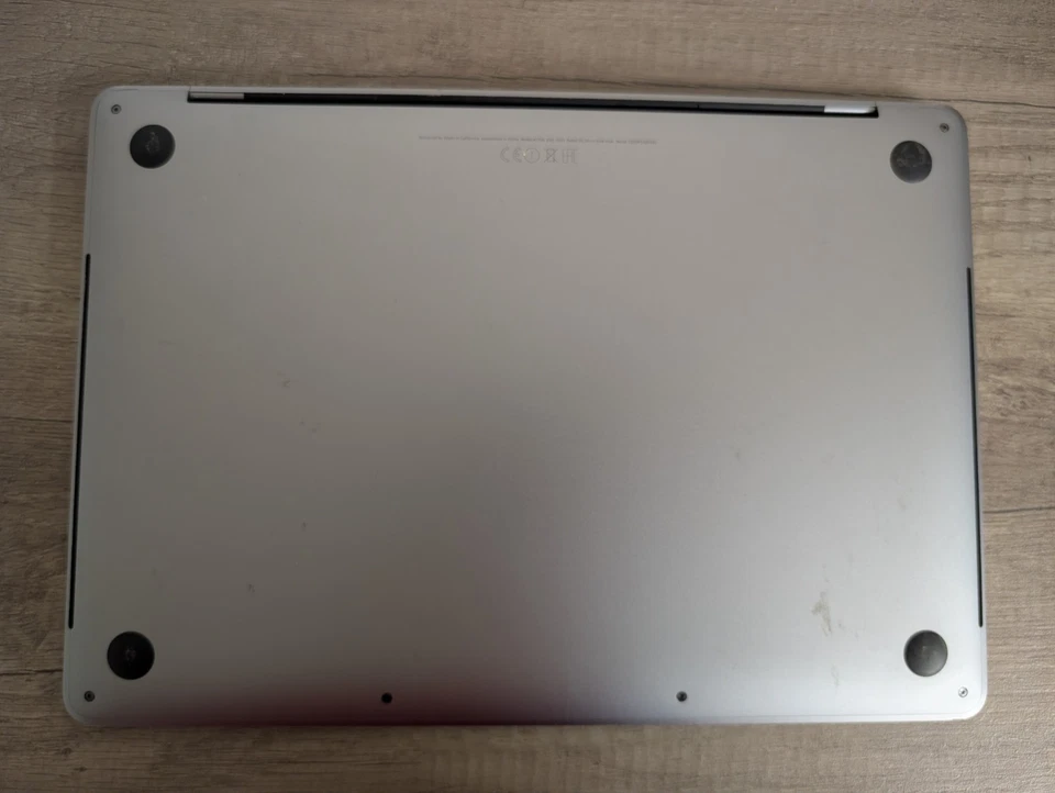 Apple MacBook Pro 13‘‘ Touch Bar - 2017 - A1706 - Space Grau - Display defekt - Bild 4 von 4