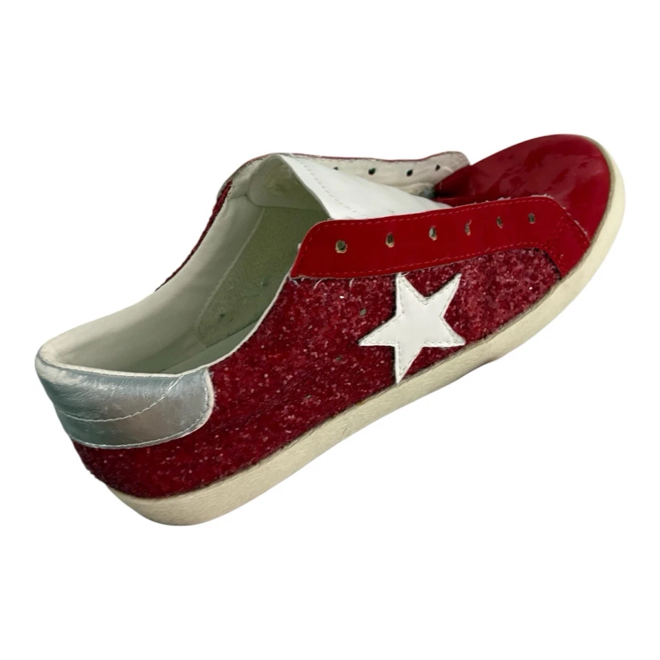 Tenis rojos brillantes bajos de cuero y terciopelo con cordones Glam Pop Mi,iM damas 8,5 Foto 3 de 4