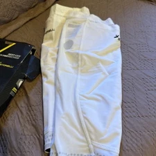 Storelli Next Gen Soccer Protection White Leg Sleeve Size Large BRAND NEW in Box