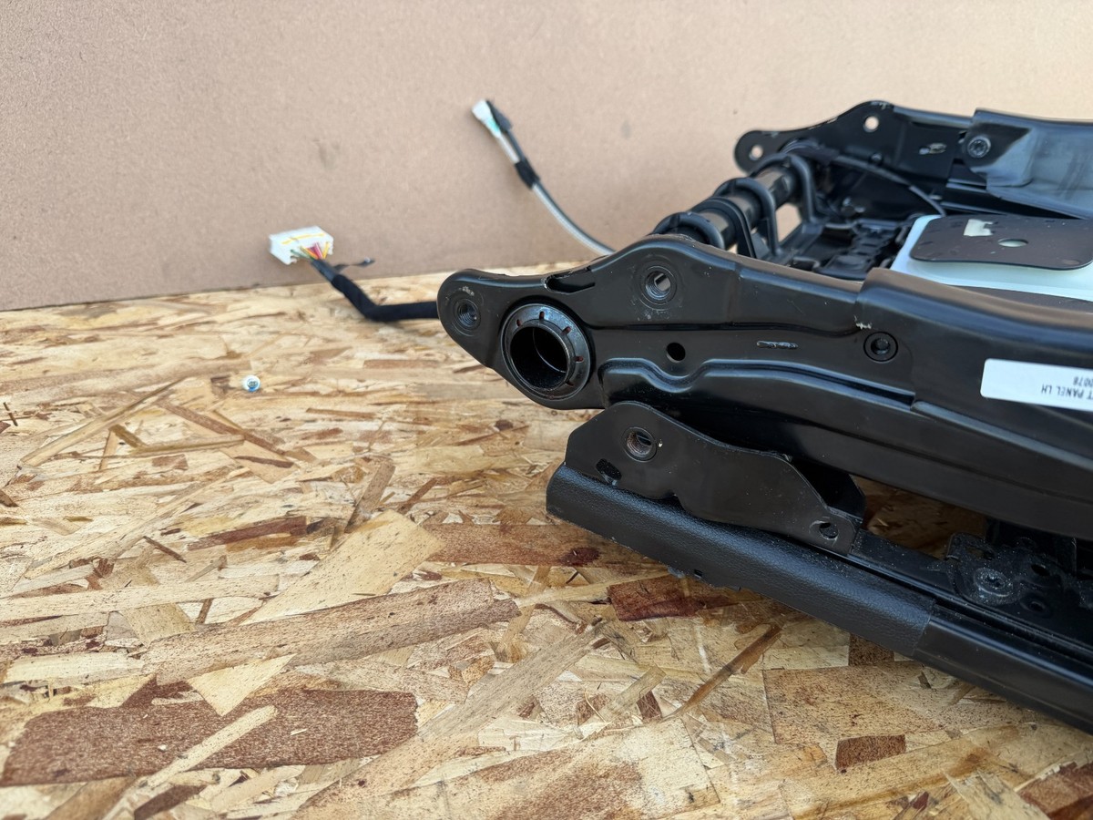 GENESIS GV70 2022-2026 OEM FRONT LEFT DRIVER SEAT TRACK FRAME WITH