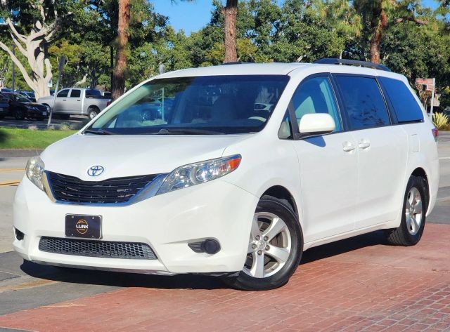 2013 Toyota Sienna