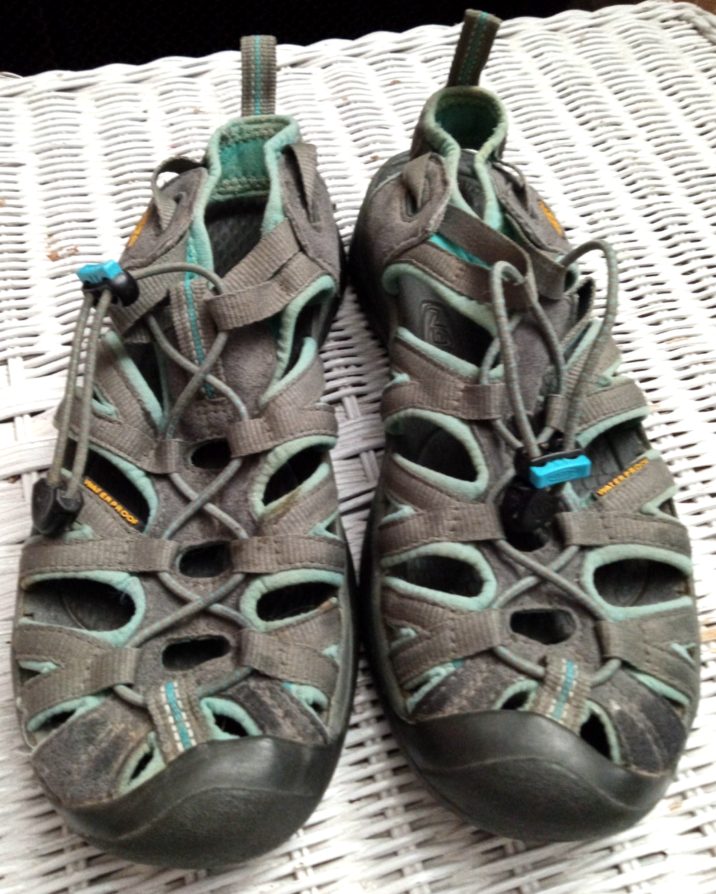 Scarpe comode da donna Keen blu grigie escursionismo outdoor passeggio taglia 8 coulisse