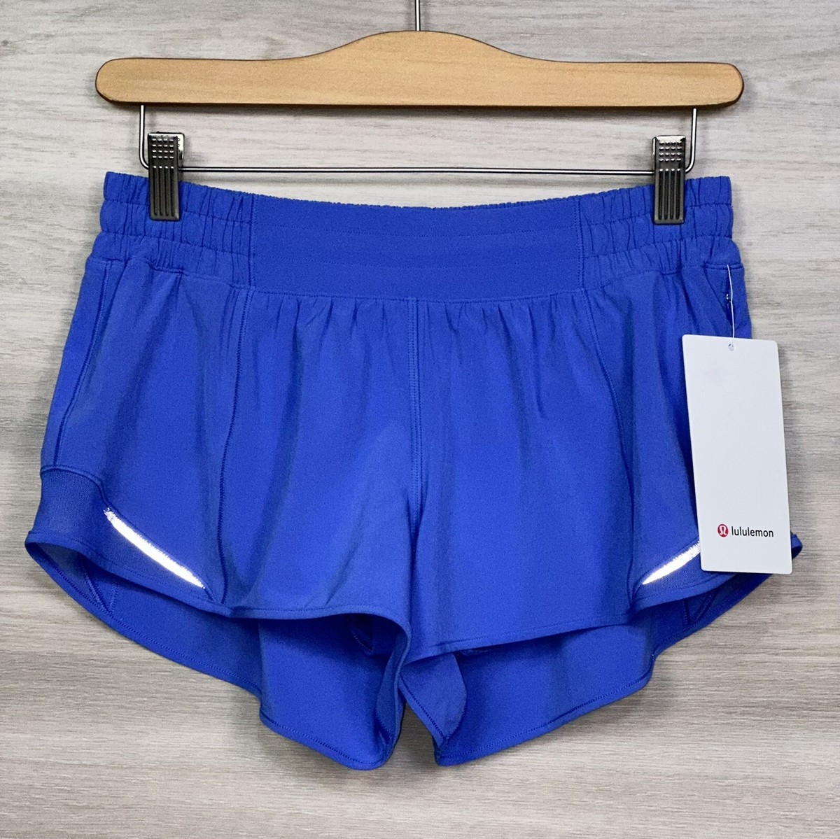 Lululemon Hotty Hot LR Short 2.5