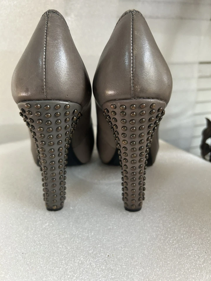Zapatos de salón con plataforma oro rosa para mujer talla 37 EE. UU. 6,5 gris tacón cuero cóctel Foto 3 de 4
