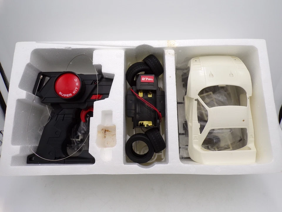 Vintage 1988 Tomy Japan RC Ferrari F-40 White Super Kit NOS Tyco Taiyo Nikko - Image 3 of 4