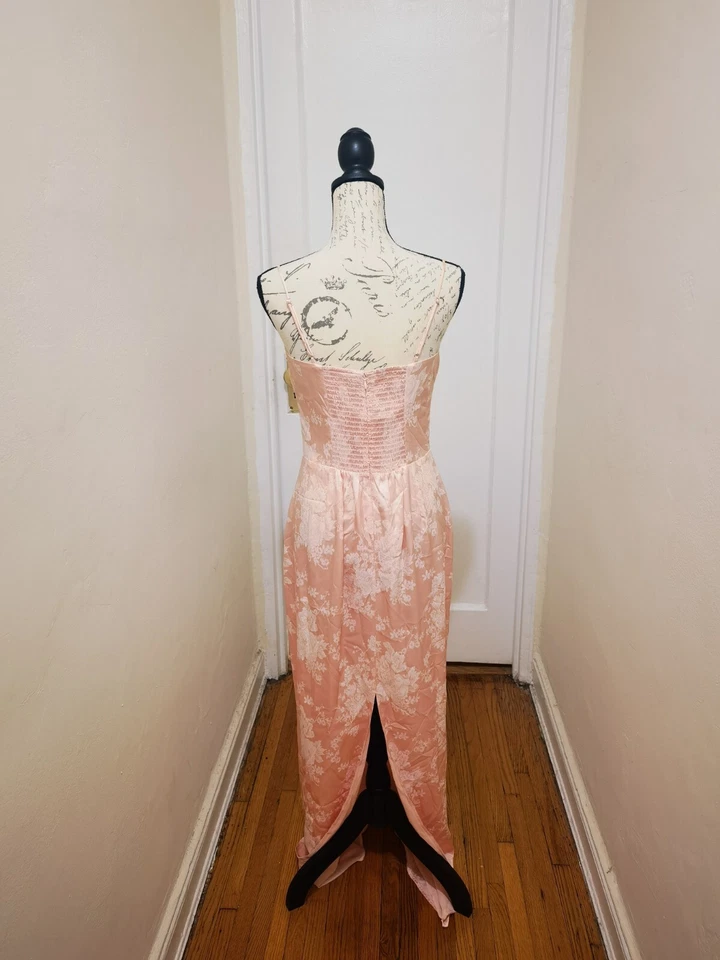 Novo com etiquetas REFORMATION Frankie Vestido Rosa Jacquard Tamanho 10 $248 - Imagem 4 de 4