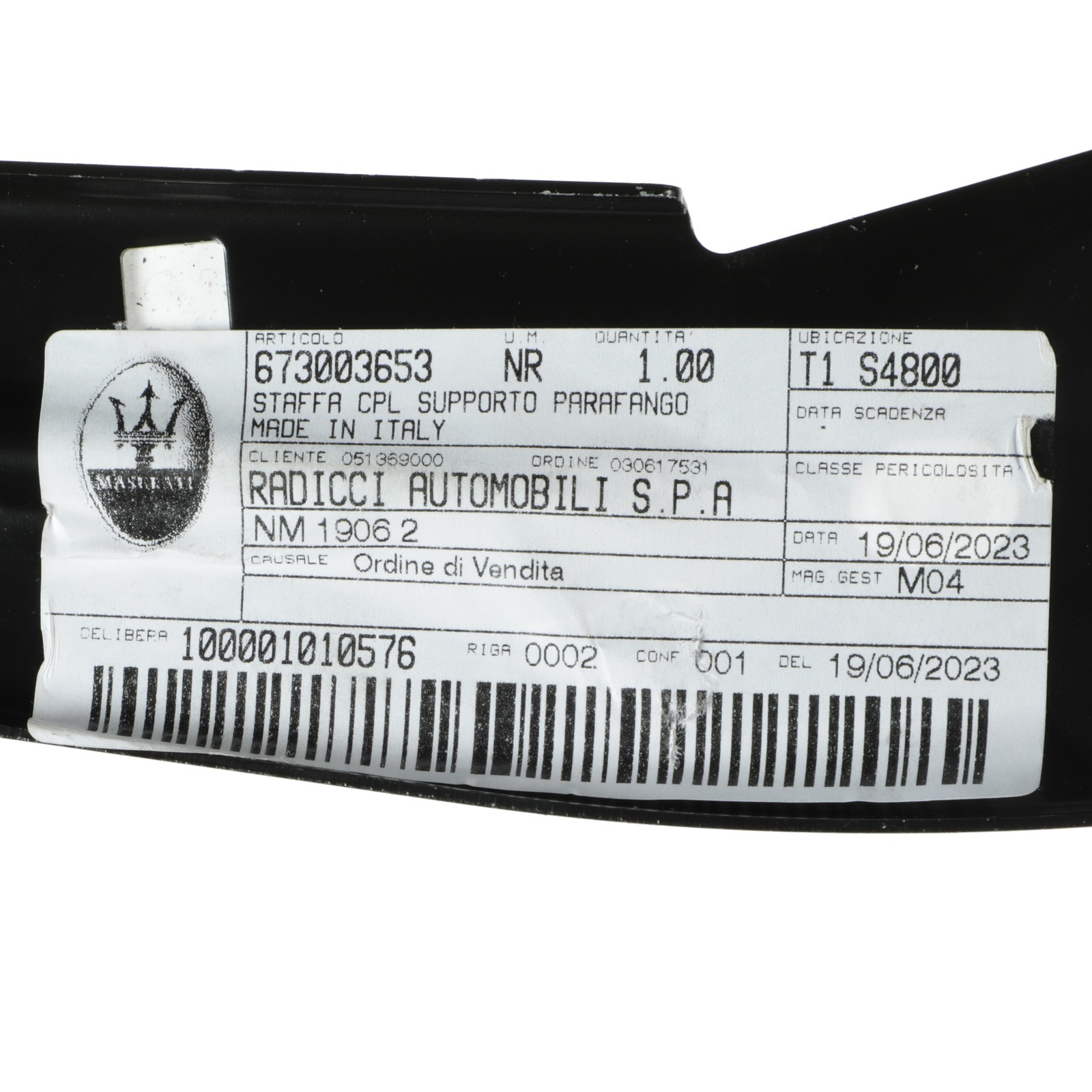 Maserati Ghibli 2014-2021 Front Right Fender bracket P/N 673003653