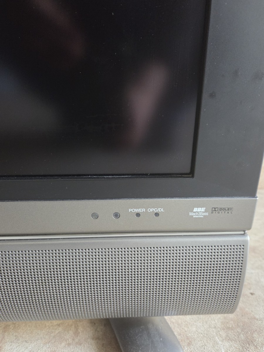 Sharp Aquos LC-26D6U LCD (Liquid Crystal) Analogue Television TV 