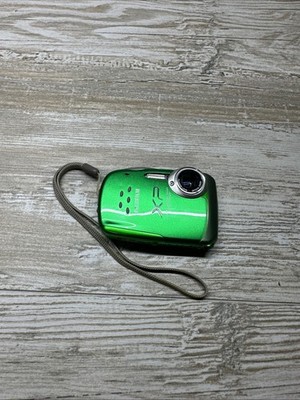 Fujifilm FinePix XP10 12MP Camera, Waterproof IP68, 5x Zoom w/Batt. No Charger