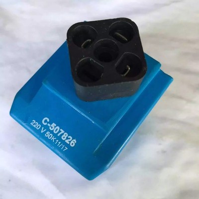 One New EATON VICKERS C-507826 220V Solenoid Valve Coil