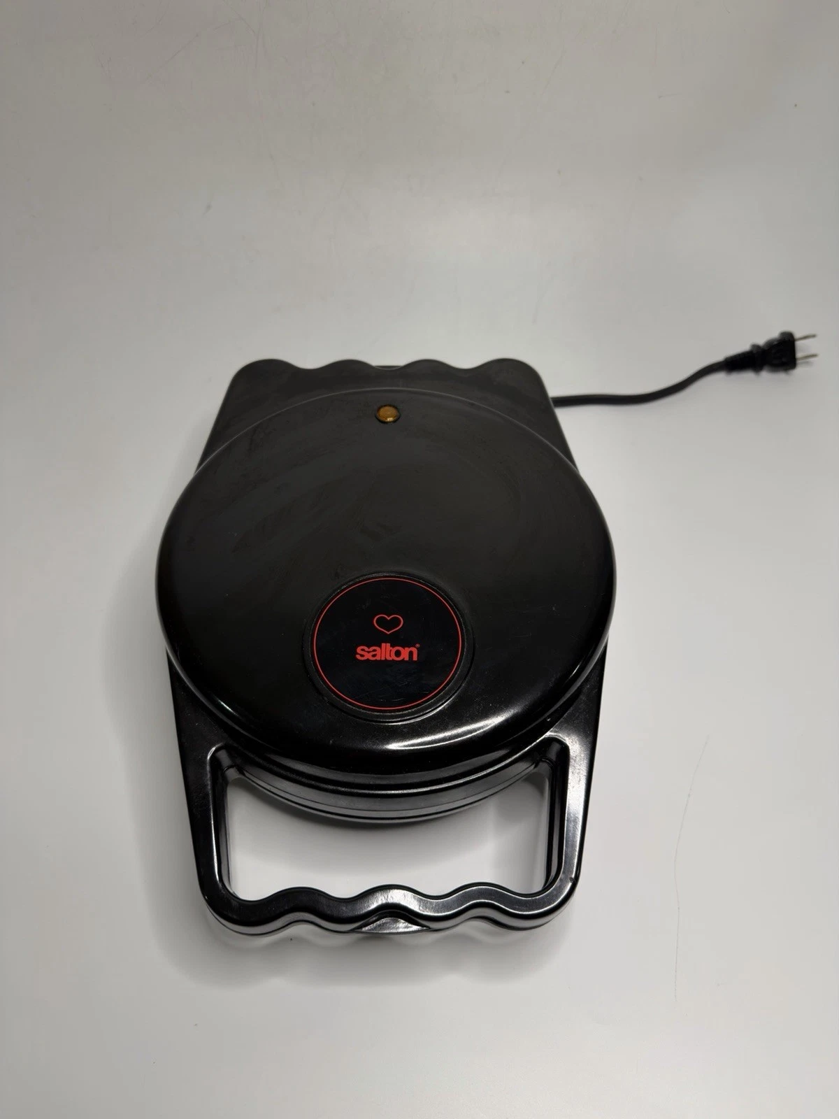 Salton Hearts Delight 5-HEARTS Waffle Maker Iron Model WM-5A TESTED WORKS