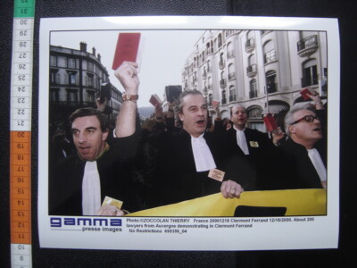 Pressefoto GAMMA 2000 Demonstration Rechtsanwalt Clermont Ferrand Auvergne