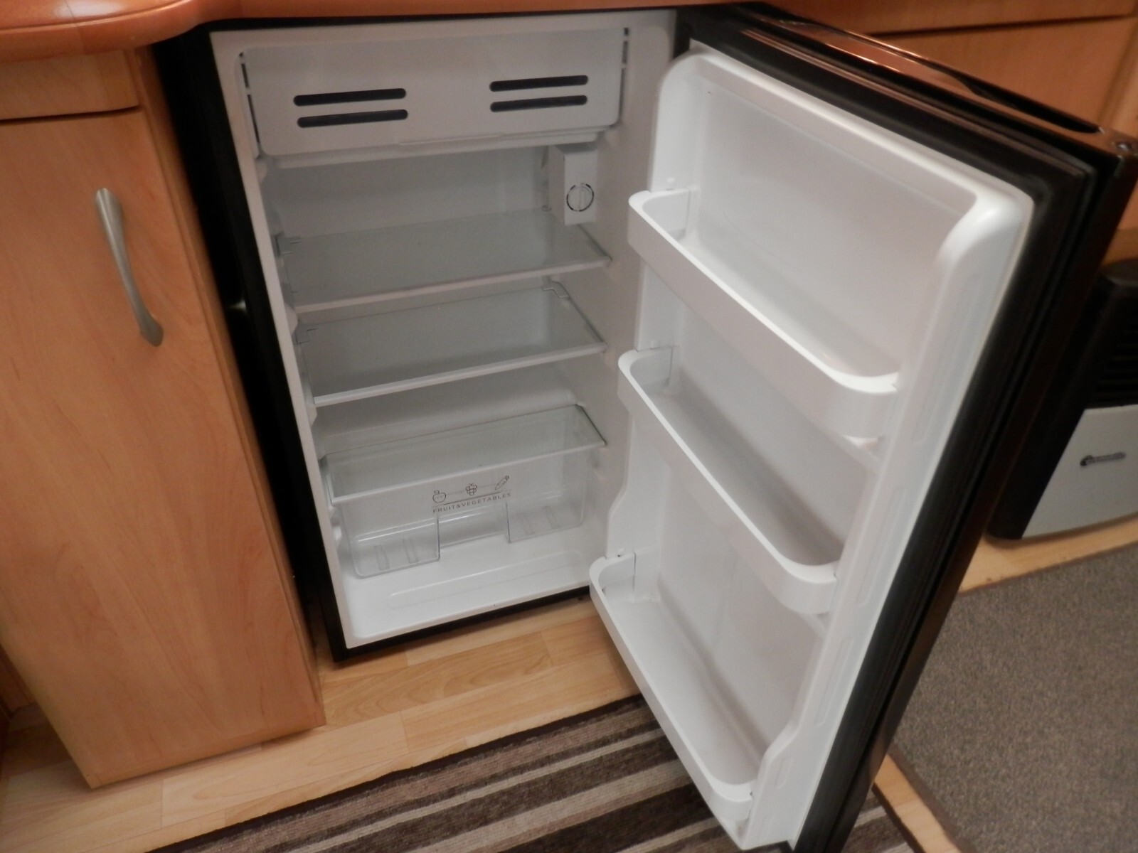 Hobby Deluxe Easy 540 5Berth Fixed Bunk Beds Touring Caravan 1Owner