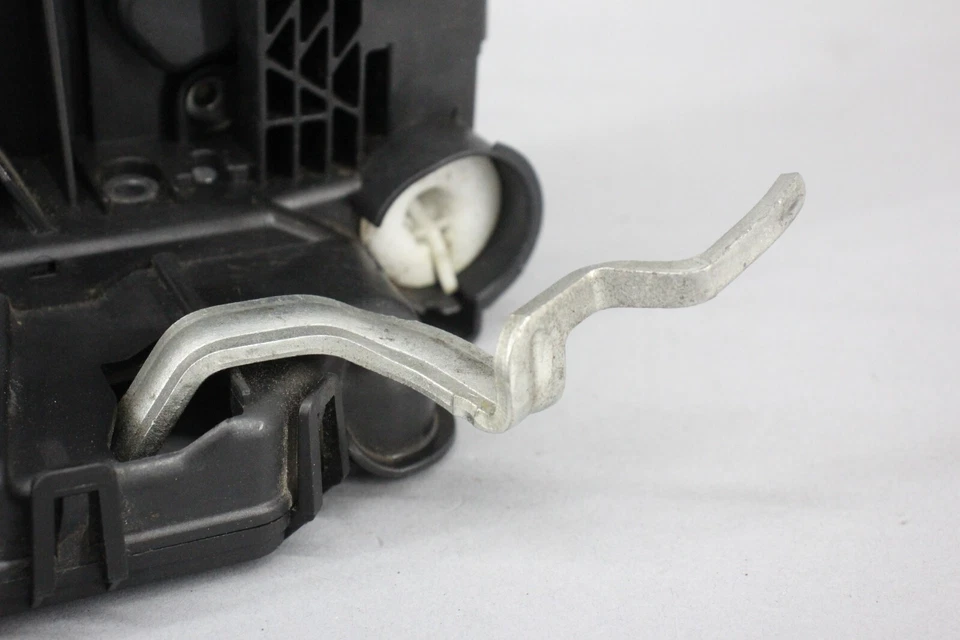 ✅ 06-11 Mercedes W219 CLS500 CLS55 AMG Front Left Door Lock Latch Actuator OEM - Image 3 of 4