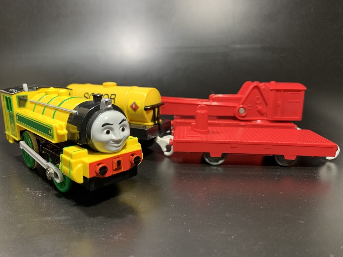 TOMY Plarail Thomas Series Yellow Victor Big Red Crane Japan DHL