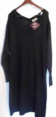 Ava & Viv 1XL (16W/18W) Black Sweater Dress with a V Neck line