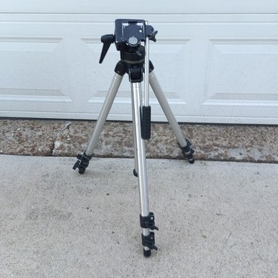Bogen Manfrotto 3130 Aluminum Tripod with Pan Tilt Head Made in Italy